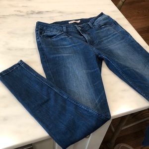 Levi’s super skinny 535 size 30